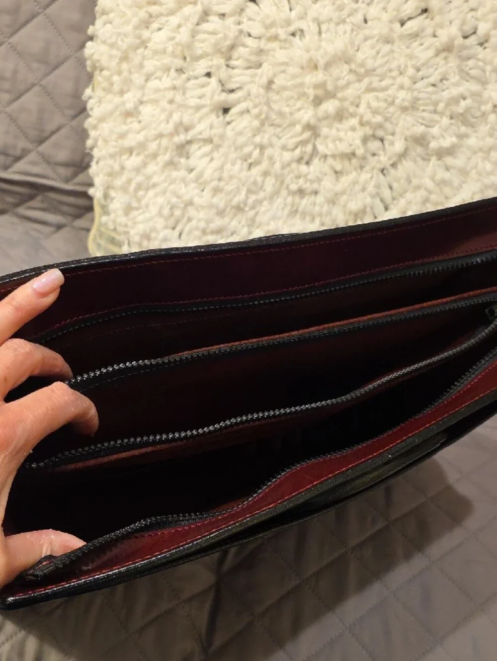 Vintage Classic Men's Leather Briefcase - Burgundy
